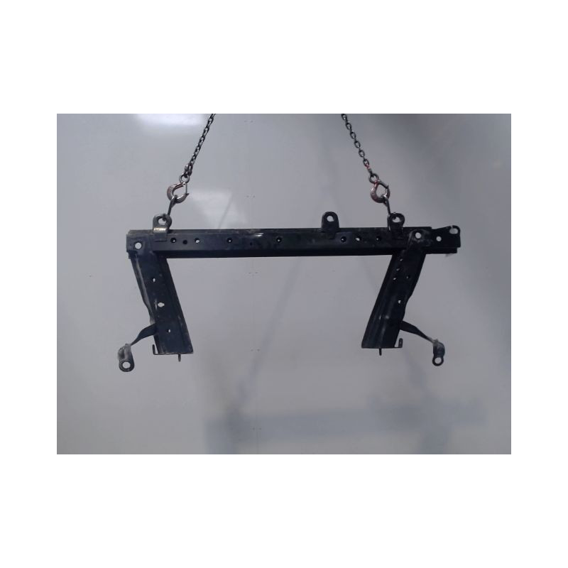 TRAVERSE INFERIEURE ARMATURE AVANT RENAULT CLIO IV