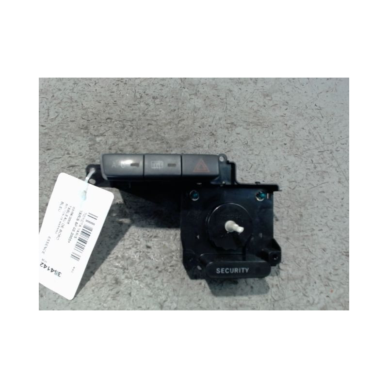 BOUTON DE WARNING TOYOTA YARIS 2003-