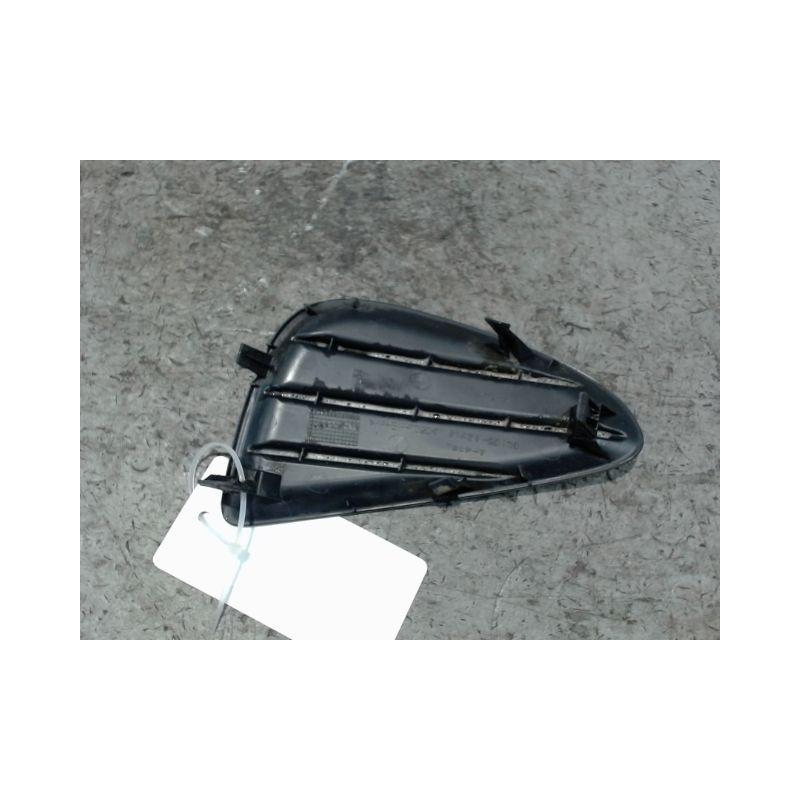 OBTURATEUR PHARE ADDITIONNEL PARE-CHOC AVD TOYOTA YARIS II 2010-