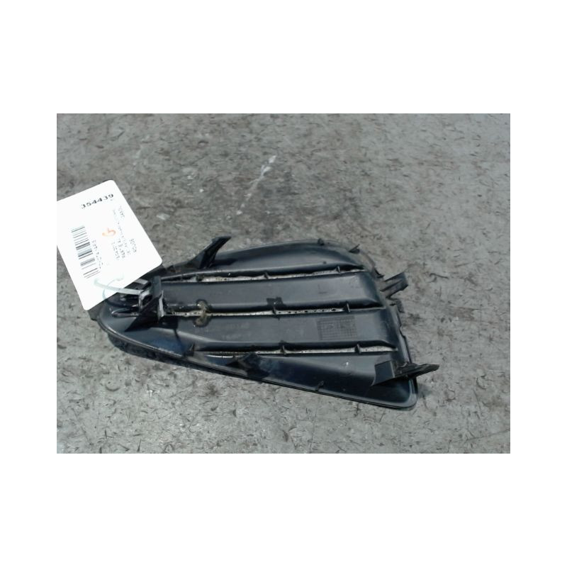 OBTURATEUR PHARE ADDITIONNEL PARE-CHOC AVG TOYOTA YARIS II 2010-