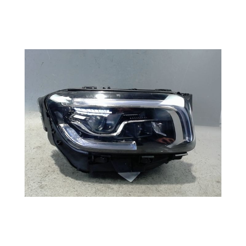 PHARE DROIT MERCEDES GLB