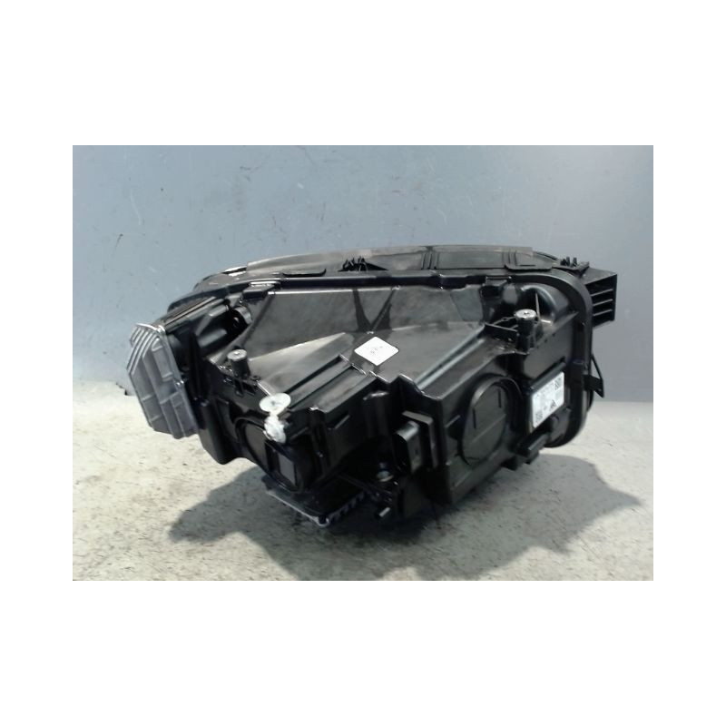 PHARE GAUCHE MERCEDES GLB