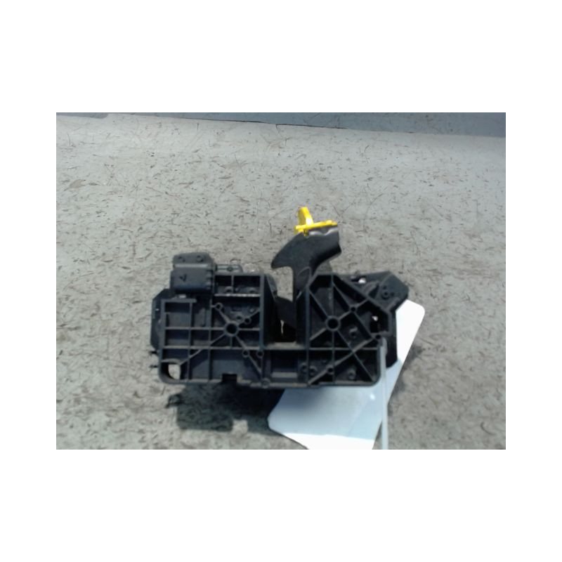 SERRURE CAPOT MERCEDES GLB