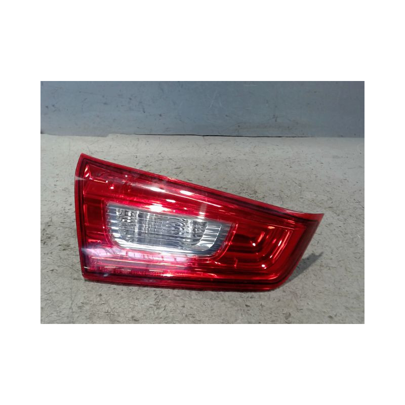 FEU ARRIERE INTERIEUR GAUCHE MITSUBISHI ASX