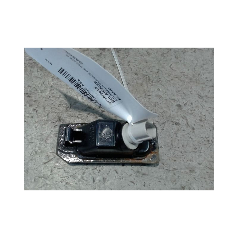 ECLAIREUR PLAQUE DE POLICE GAUCHE MITSUBISHI ASX
