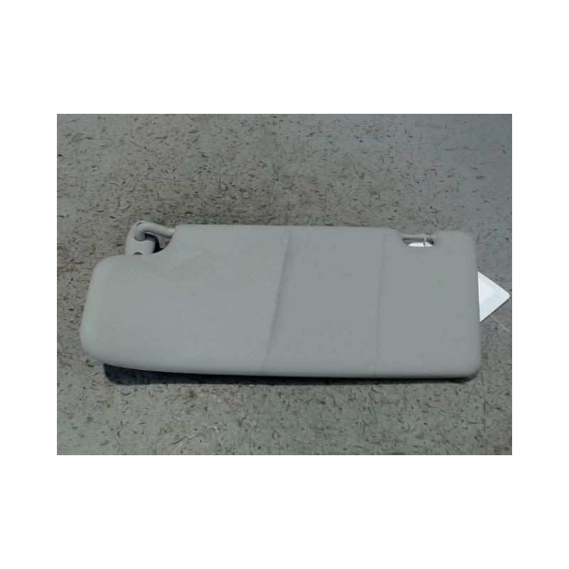 PARE-SOLEIL D FORD FOCUS 98-04