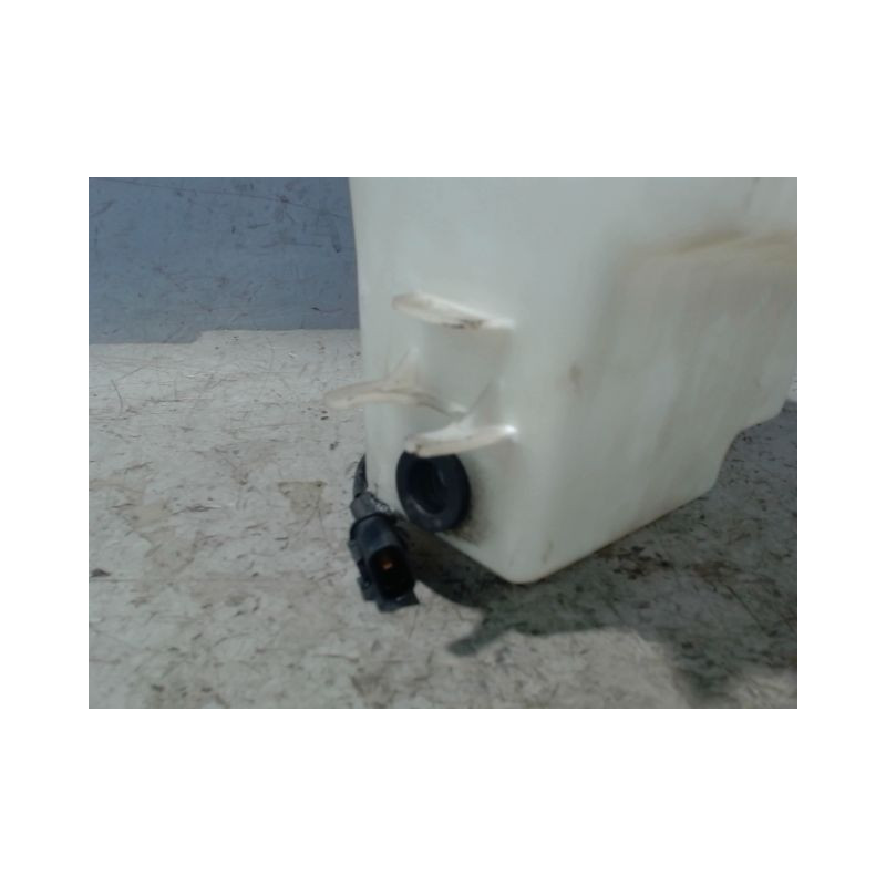 RESERVOIR LAVE-GLACE AVANT HYUNDAI SANTAFE