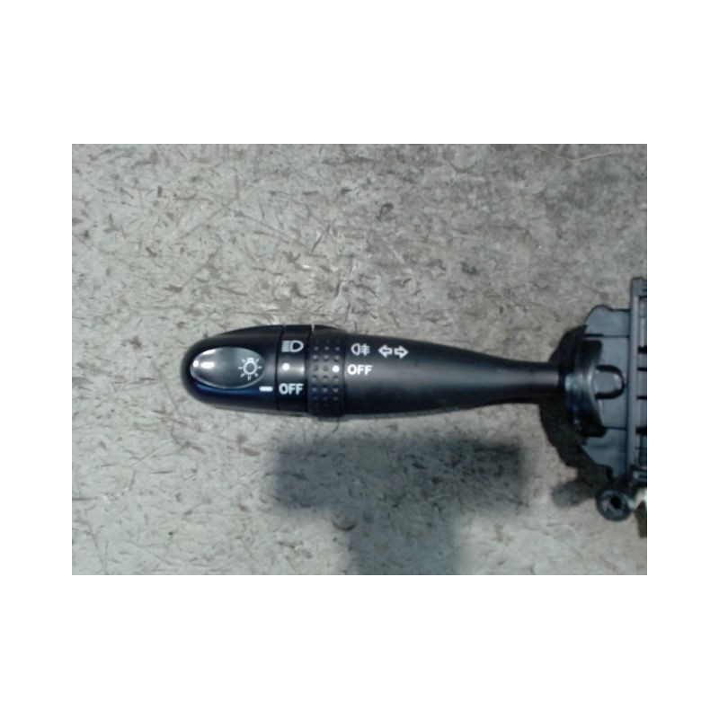COMMANDE CLIGNOTANT DAIHATSU CUORE 03-
