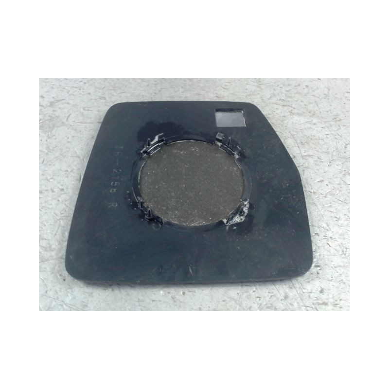 GLACE RETROVISEUR EXT D PEUGEOT EXPERT VITRE