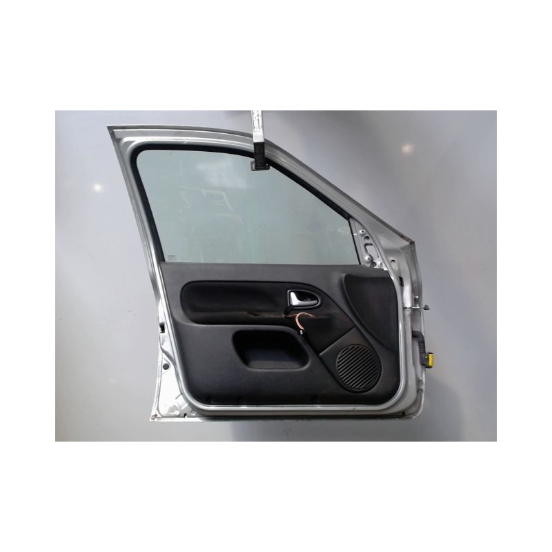 PORTE AVANT GAUCHE RENAULT CLIO II CAMPUS 06-