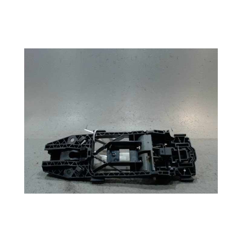 POIGNEE EXTERIEURE PORTE AVANT DROIT SKODA YETI