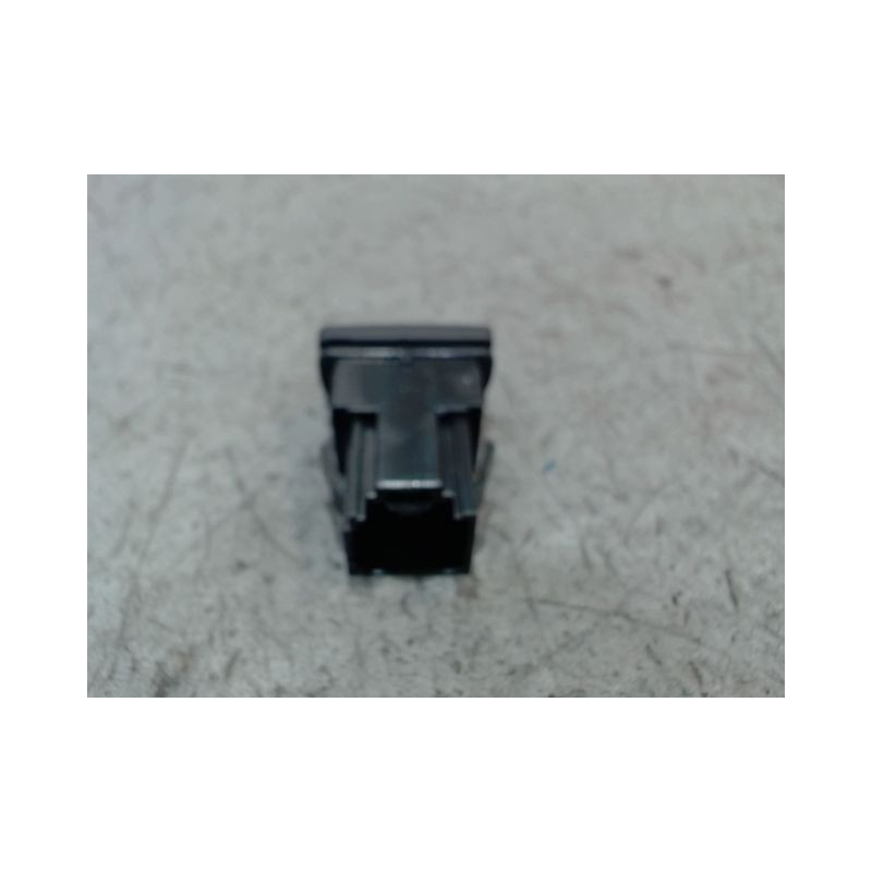 BOUTON DE WARNING FORD FIESTA
