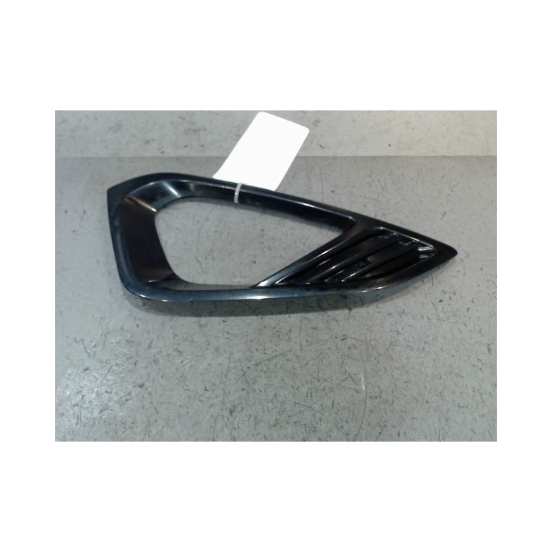 GRILLE VENTILATION PARE-CHOC AVD FORD FIESTA