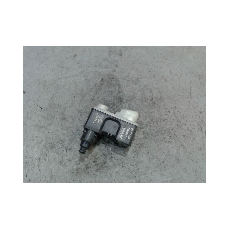 ACTIONNEUR TRAPPE CARBURANT OPEL CORSA