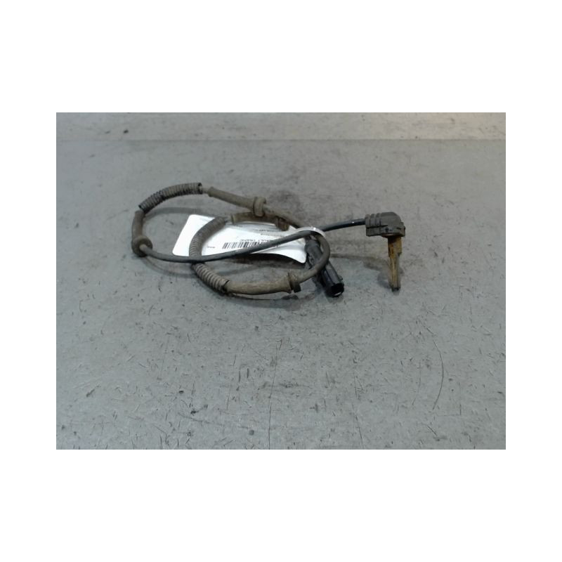 CAPTEUR ABS AVANT DROIT RENAULT TRAFIC