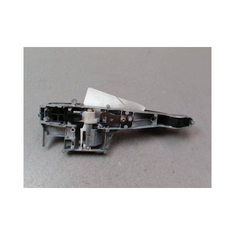 POIGNEE EXTERIEURE PORTE AVANT DROIT PEUGEOT 208 Phase 1 2012-...