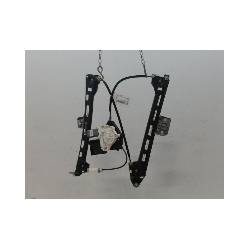 MECANISME+MOTEUR LEVE-GLACE AVANT DROIT VOLKSWAGEN PASSAT 2010-