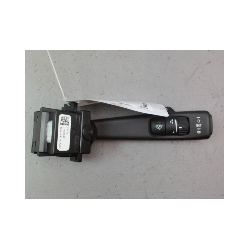 COMMANDE ESSUIE GLACE VOLVO XC60 10-
