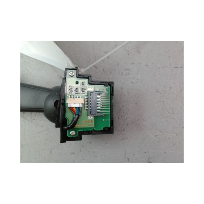 COMMANDE ESSUIE GLACE VOLVO XC60 10-