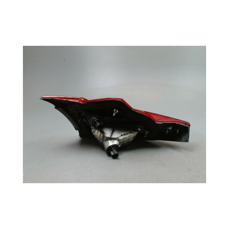 FEU ARRIERE INTERIEUR DROIT MAZDA MAZDA 6 BREAK 2005-