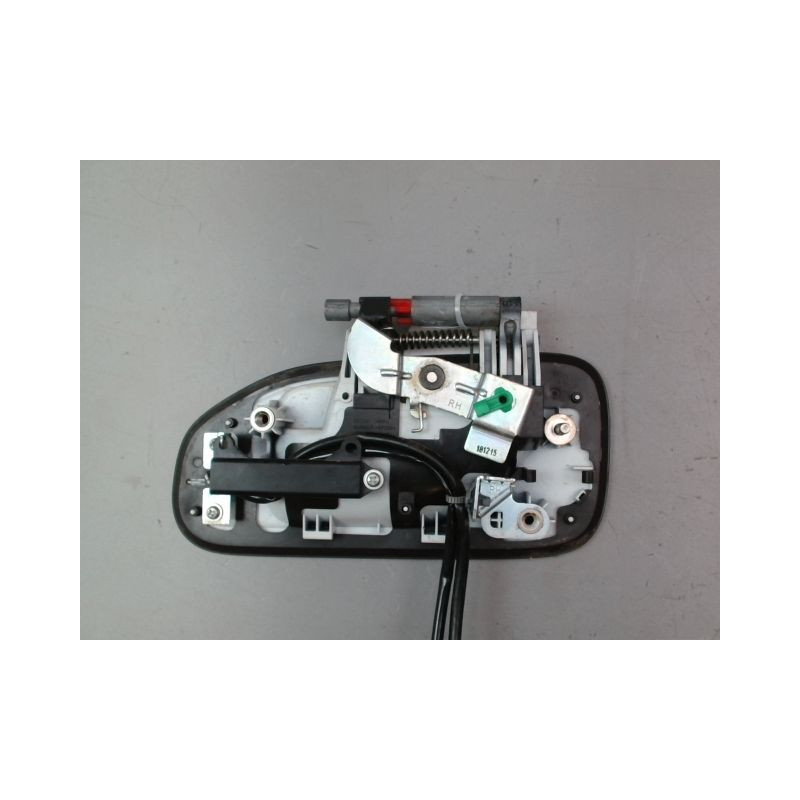 POIGNEE EXTERIEURE PORTE AVANT DROIT NISSAN NV200