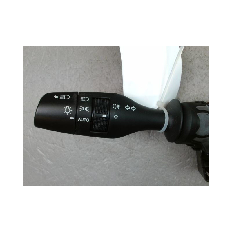 COMMANDE ECLAIRAGE LEXUS NX300H