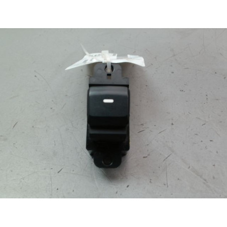 COMMANDE LEVE-GLACE PORTE AVD HYUNDAI I20