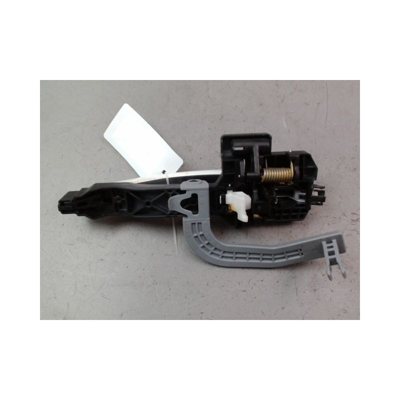 POIGNEE EXTERIEURE PORTE ARRIERE GAUCHE HYUNDAI TUCSON