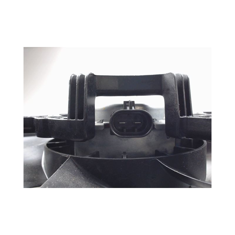 MOTEUR VENTILATEUR RADIATEUR OPEL CORSA