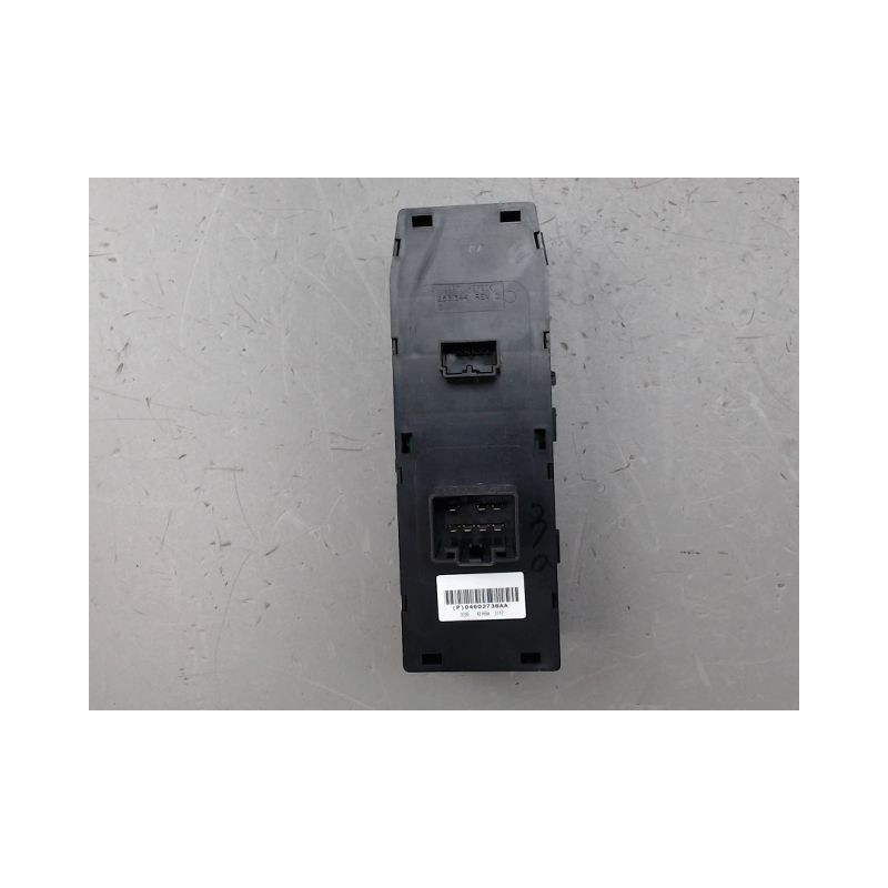 COMMANDE LEVE-GLACE PORTE AVG JEEP G.CHEROKE
