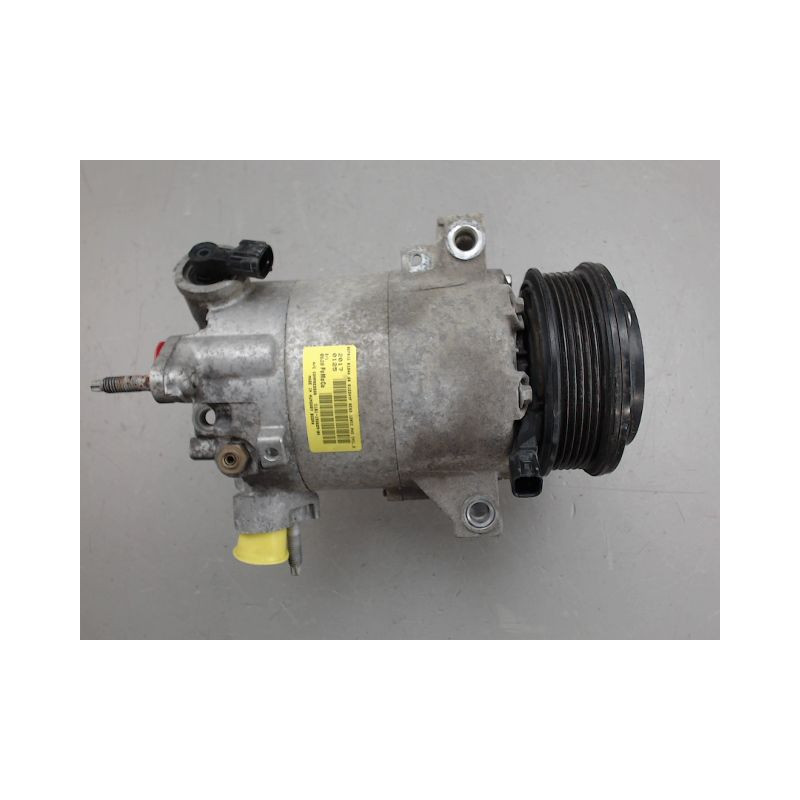 COMPRESSEUR AIR CONDITIONNE FORD FIESTA