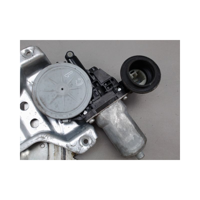 MECANISME LEVE-GLACE AVANT DROIT SUZUKI SWIFT