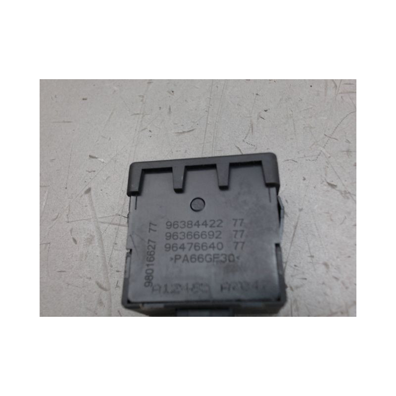 COMMANDE RÉGLAGE HAUTEUR DE PHARE PEUGEOT 208