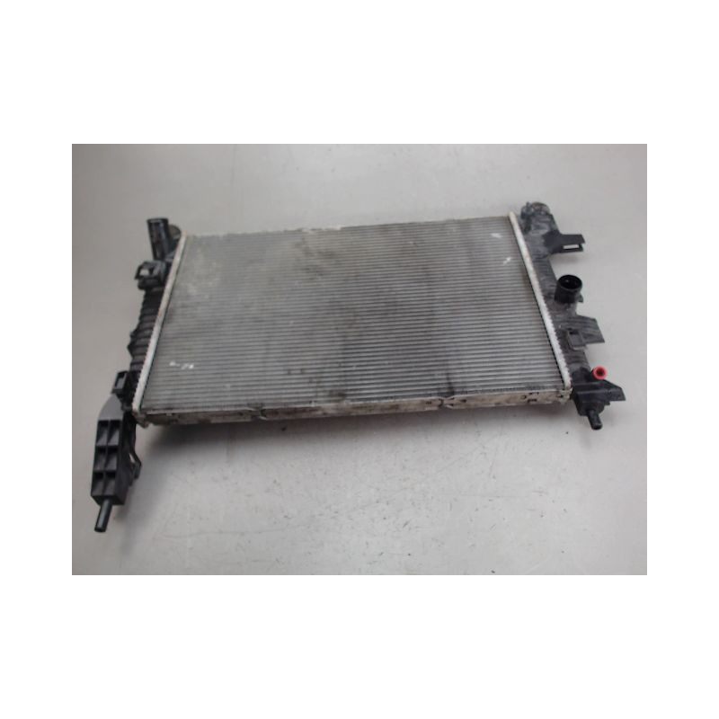 RADIATEUR FORD FOCUS