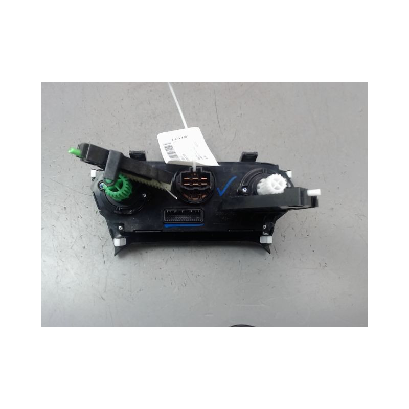 COMMANDE DE CHAUFFAGE HYUNDAI I 20 2009-