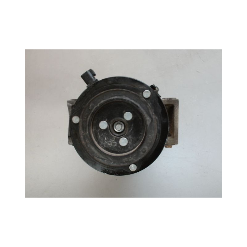 COMPRESSEUR AIR CONDITIONNE FORD B-MAX