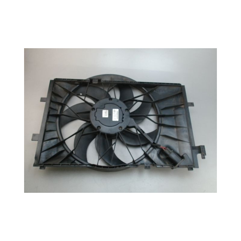 MOTEUR VENTILATEUR RADIATEUR MERCEDES CLASSE C
