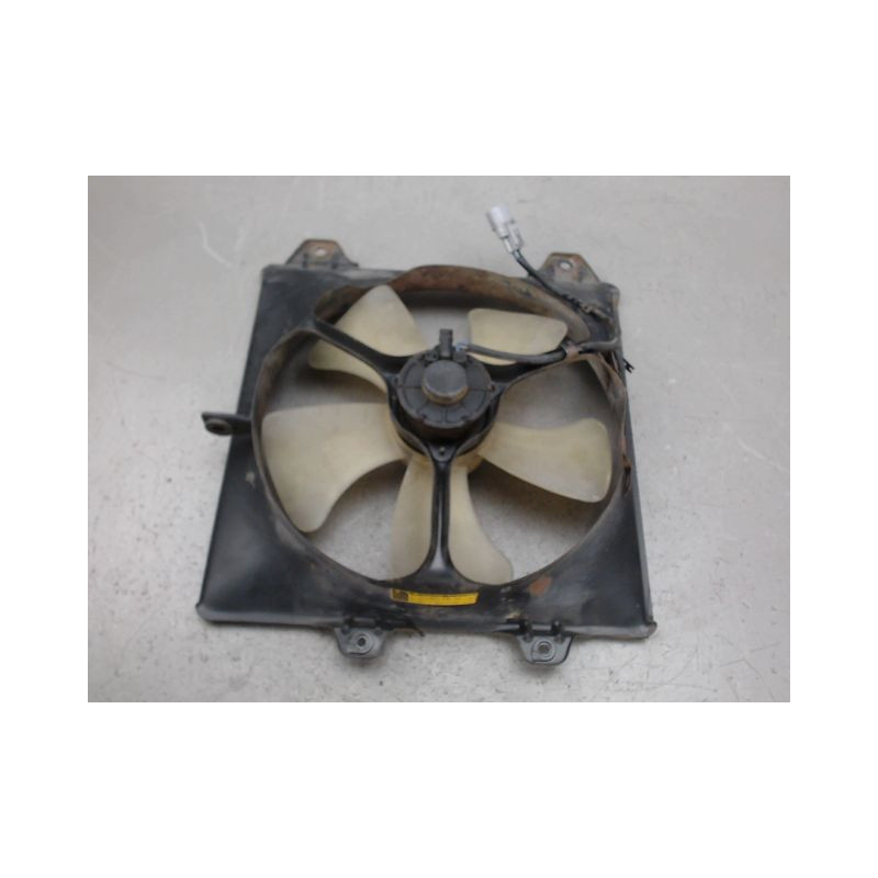 MOTEUR VENTILATEUR RADIATEUR TOYOTA COROLLA