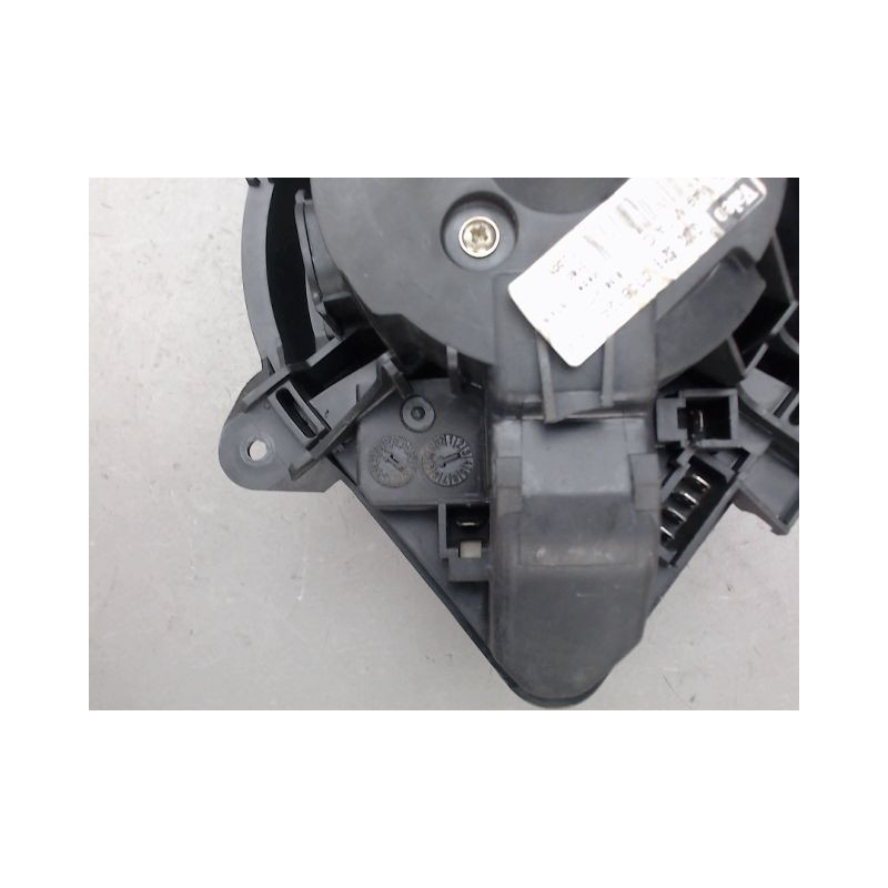 MOTEUR VENTILATEUR CHAUFFAGE PEUGEOT PARTNER