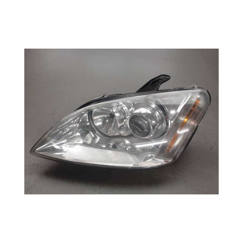 PHARE GAUCHE FORD FOCUS