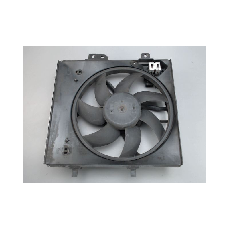 MOTEUR VENTILATEUR RADIATEUR PEUGEOT 207