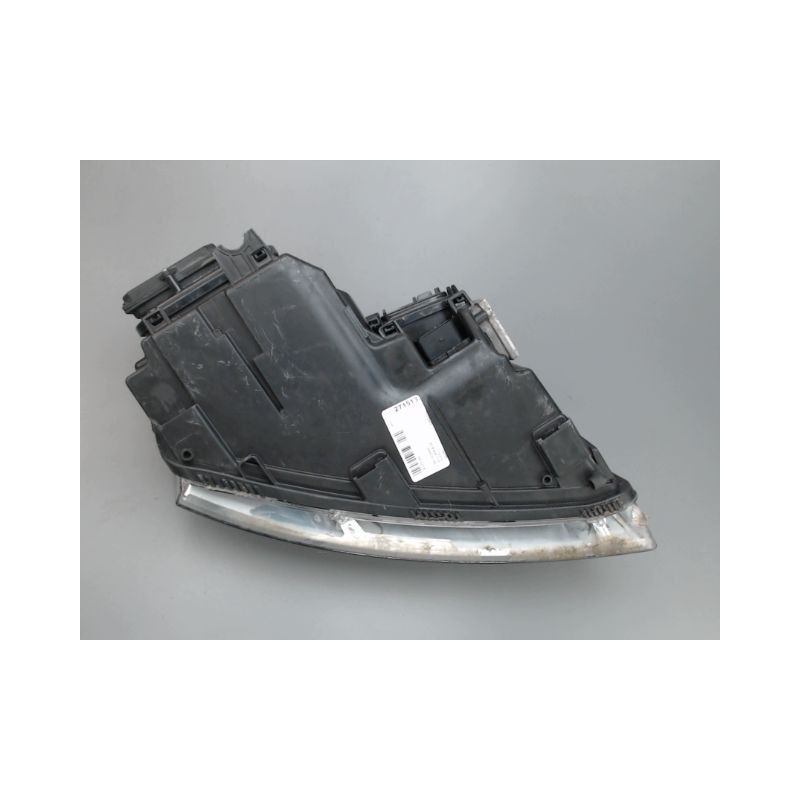 PHARE GAUCHE AUDI A8