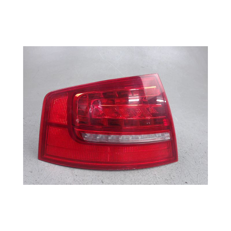 FEU ARRIERE GAUCHE  AUDI A8