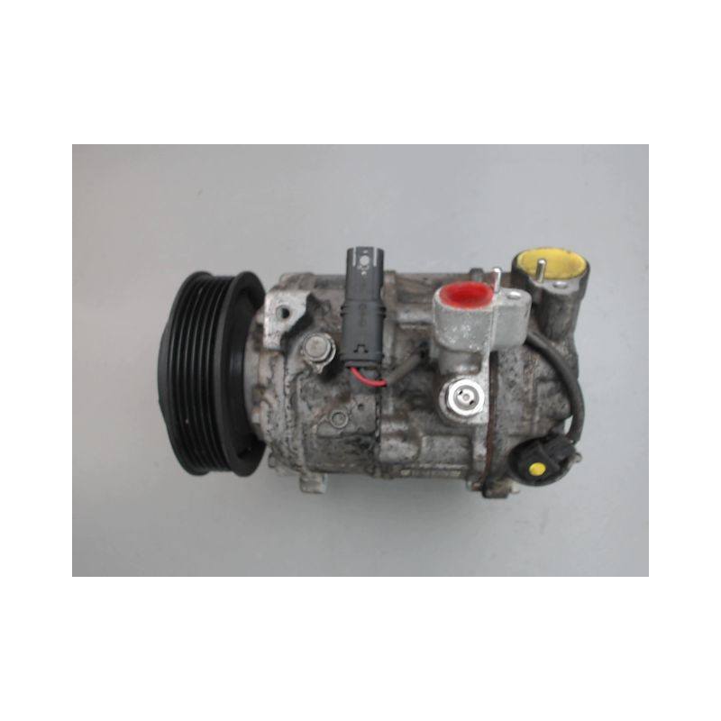COMPRESSEUR AIR CONDITIONNE B.M.W. SERIE 1
