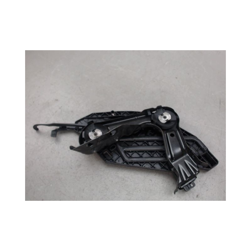 SUPPORT PHARE GAUCHE SKODA OCTAVIA