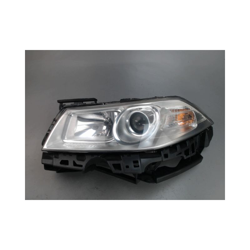 PHARE GAUCHE RENAULT MEGANE