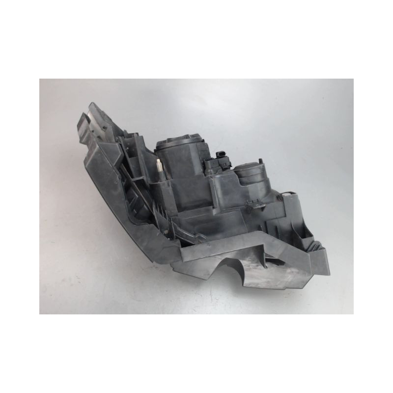 PHARE GAUCHE RENAULT MEGANE