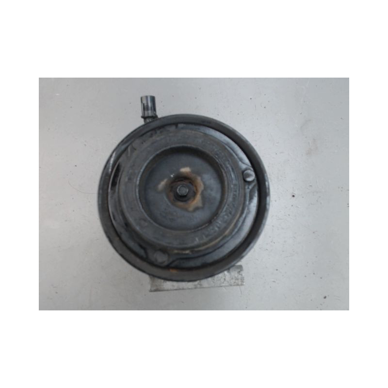 COMPRESSEUR AIR CONDITIONNE HYUNDAI COUPE