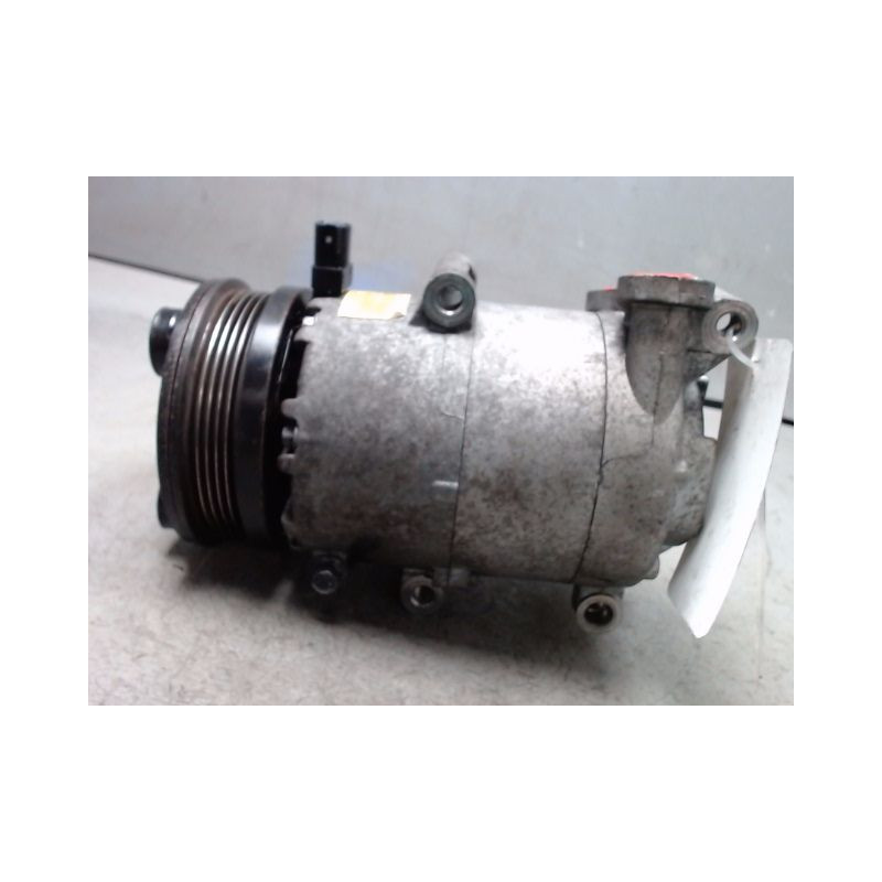 COMPRESSEUR AIR CONDITIONNE FORD FOCUS 04-07