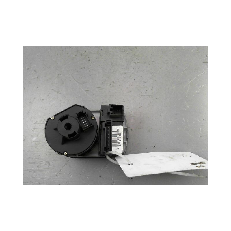 INTERIEUR COMMANDE PHARES AUDI A3 II Phase 1 (8P) 2003-2008